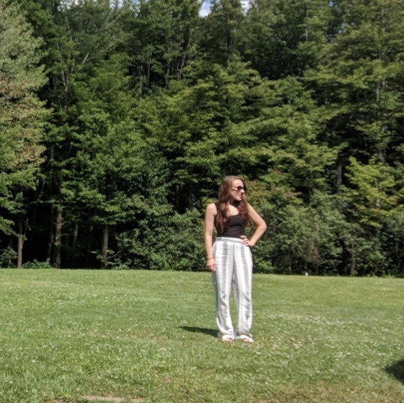 Meet your Posher, Rachael - Picture 2 of 4